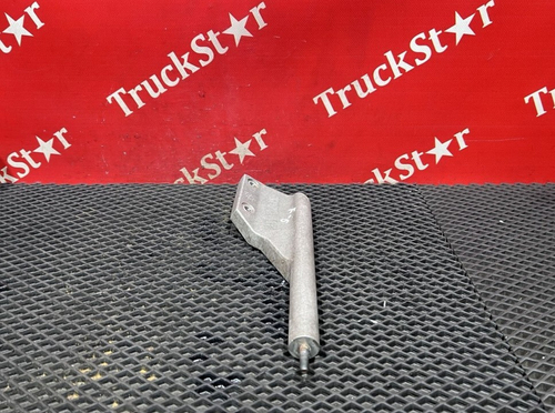 Кронштейн диффузора вентилятора