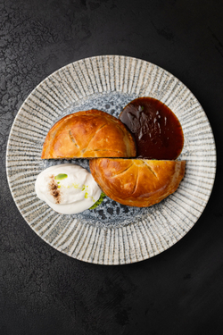 Пирог из утки с грибным дюкселем