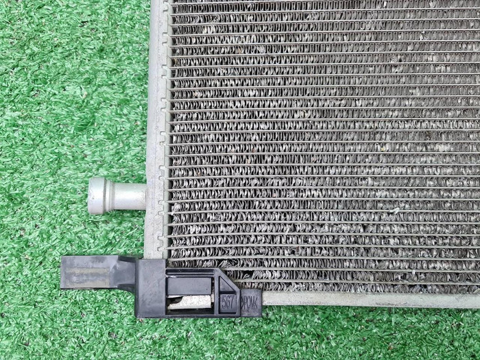 Радиатор кондиционера Toyota Camry xv70 (17-нв)