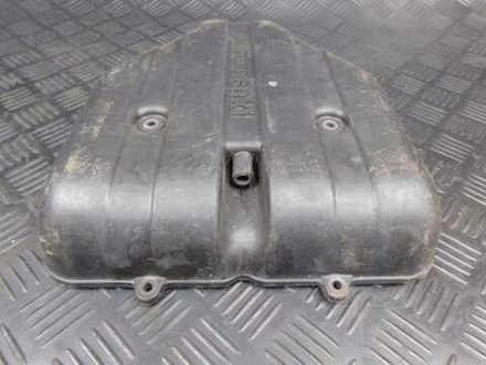 Пластик корпуса фильтра Kawasaki ZZR 400 98 052961