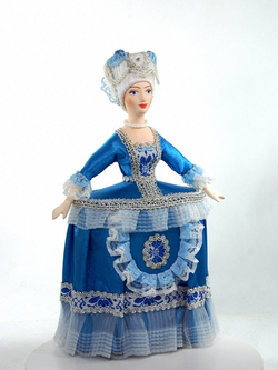 Кукла коллекционная Потешного промысла Шкатулка-футляр в костюме придворной дамы 18в. Европа