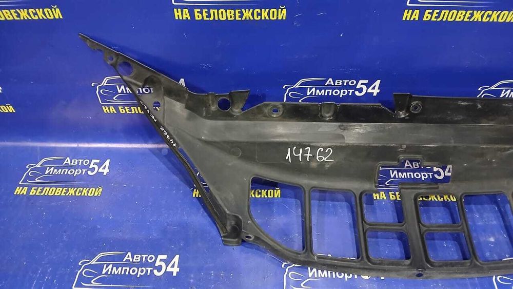 Накладка на рамку радиатора TOYOTA WINDOM 2001-2006