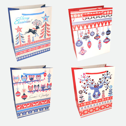 Пакет подар. бум. новогодн. 18*23*10 см 210 гр/м2 "Скандинавский" микс дизайнов