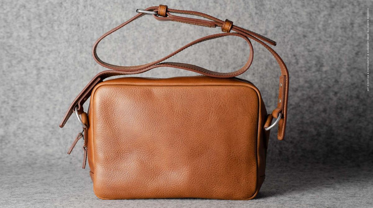 Hard Graft All-Rounder Classic Leather — наплечная сумка