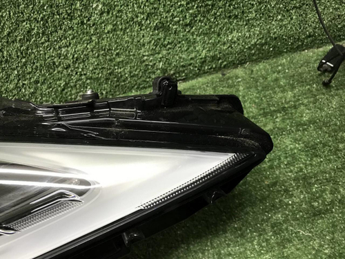 Фара правая Lexus RX 4 (2019-2022) LED