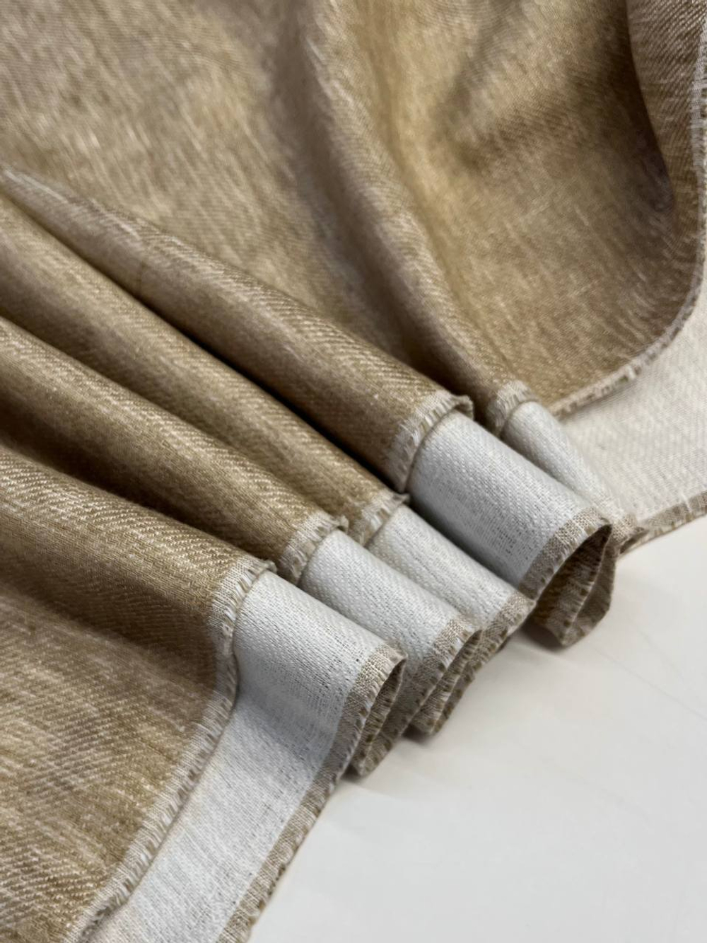 Лен бежевый