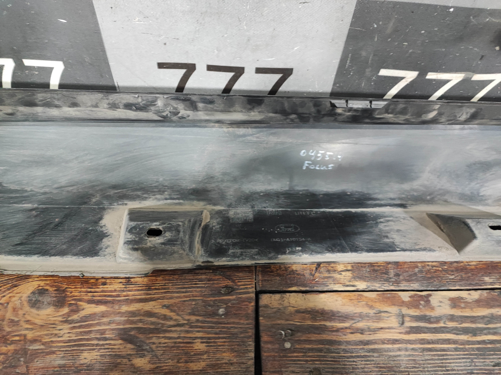 Накладка порога правого Ford Focus 3 11-19 Б/У Оригинал 1747488