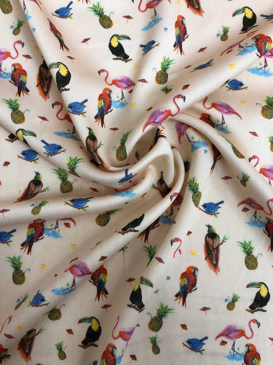 Штапель принт silk фламинго, попугаи на персиковом BST3812