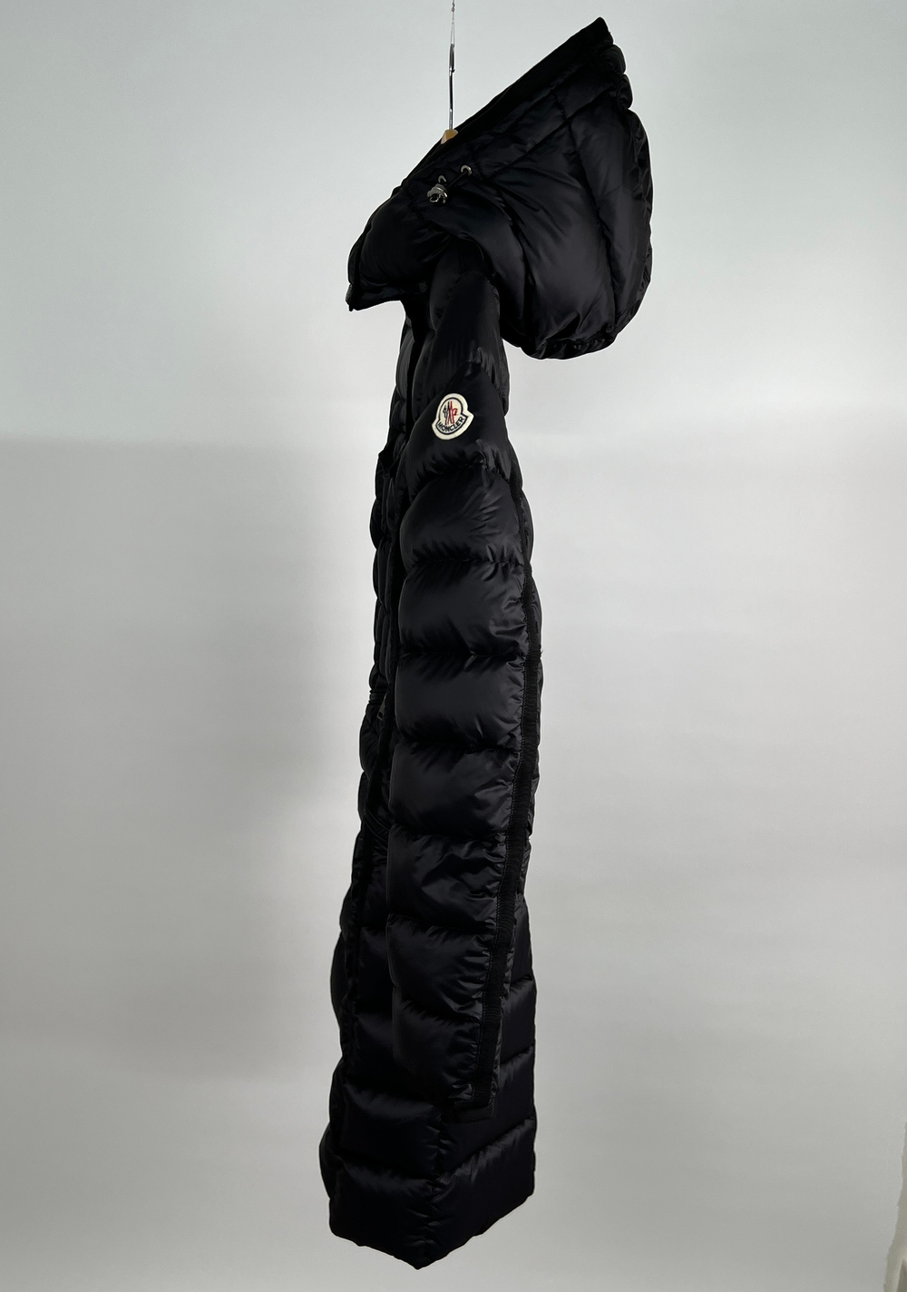 Пуховик Moncler