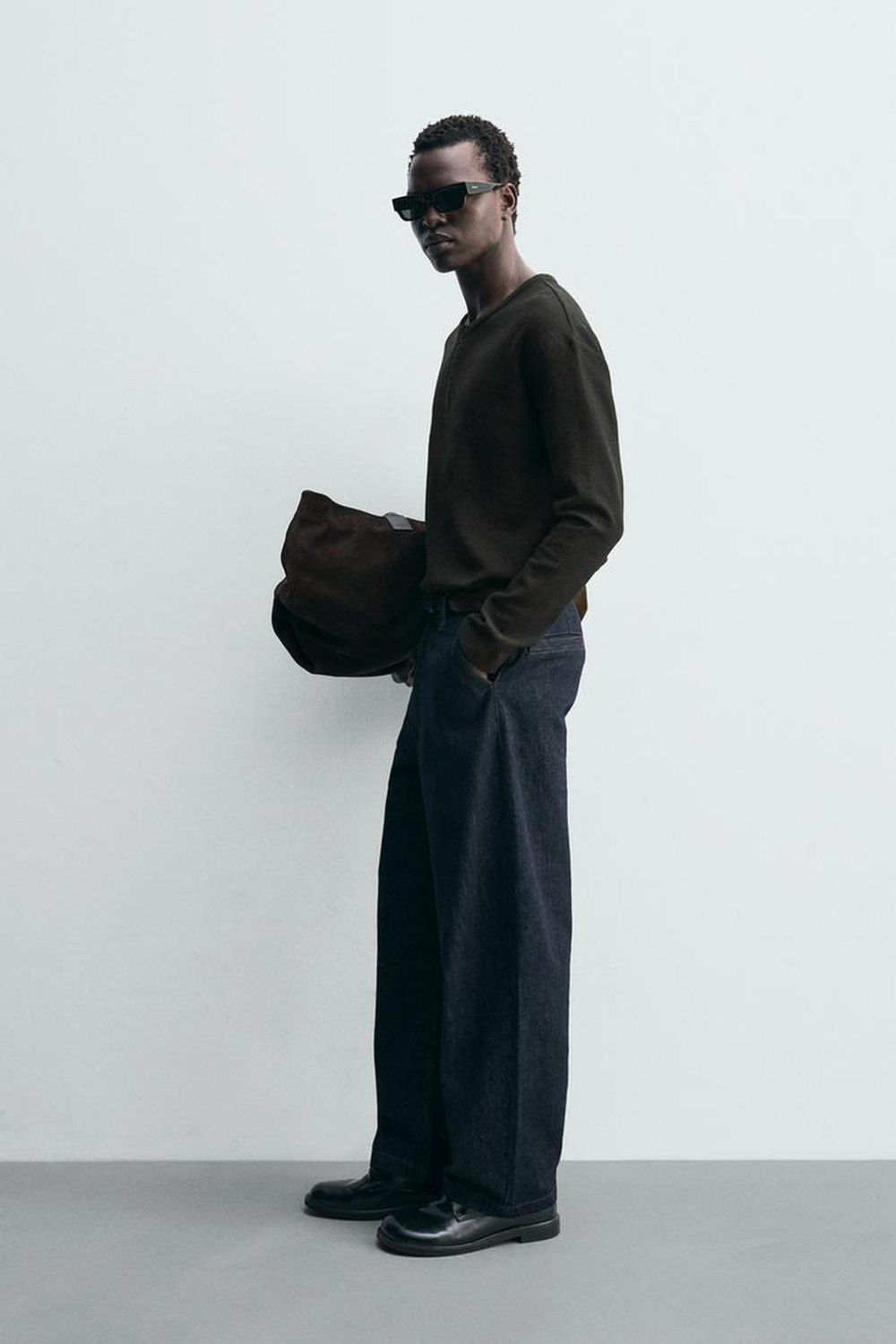 ZARA ФУТБОЛКА В РУБЧИК С ВОРОТНИКОМ НА КНОПКАХ, ЧЕРНЫЙ