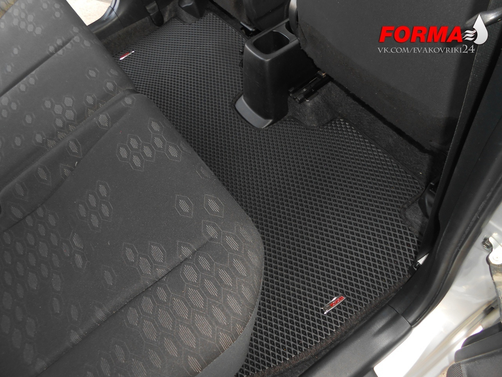 Toyota Ractis 2 поколение P120 (11.2010 - 08.2016) 2WD