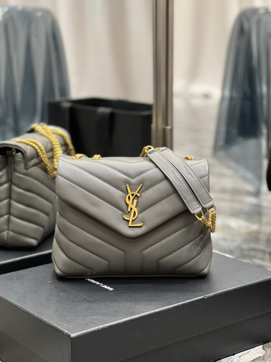 Saint Laurent Loulou 25 cm