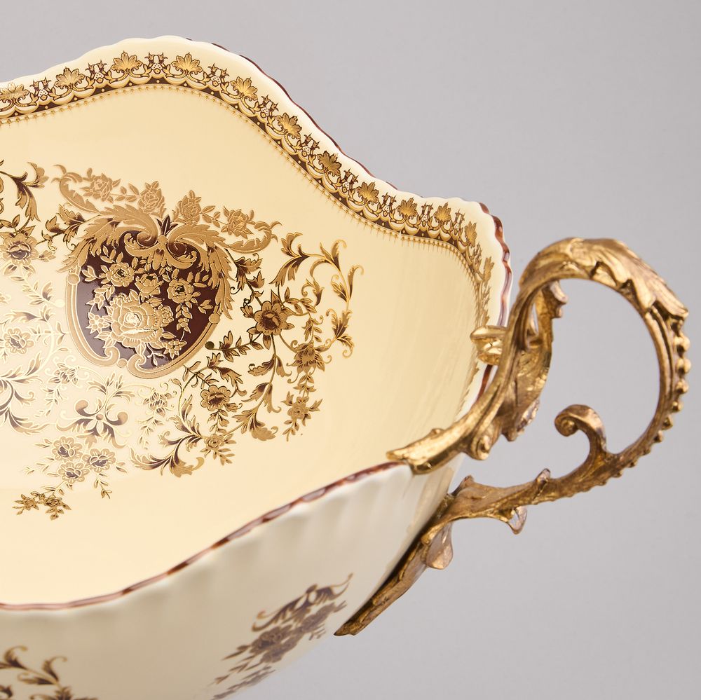 БЛЮДО НА НОЖКЕ 37*27*33 СМ