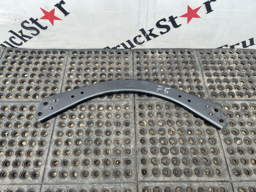 Кронштейн рамы поперечный 2023г