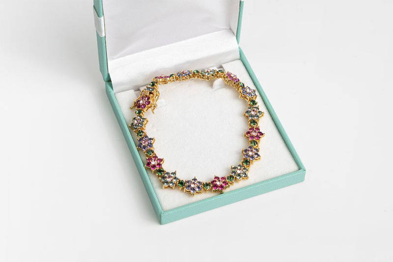 Браслет Joan Rivers с цветами, инкрустированный вставками, розового, сиреневого, голубого и зеленого цветов