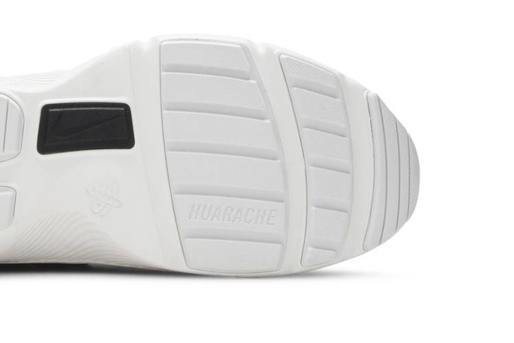 Nike Huarache Type Navy Blue Hyper Sneakers