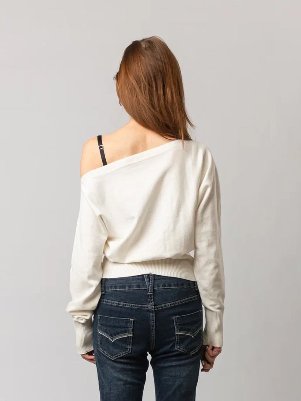 Свитер Ovum One-Shoulder Knit белый