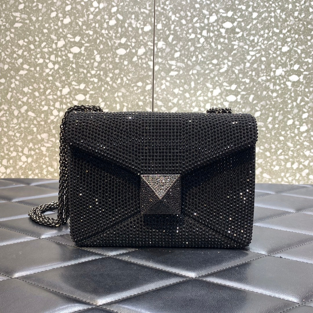 Valentino One Stud Bag 19 cm