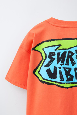 ZARA ФУТБОЛКА С ПРИНТОМ "СЕРФИНГ", ОРАНЖЕВЫЙ