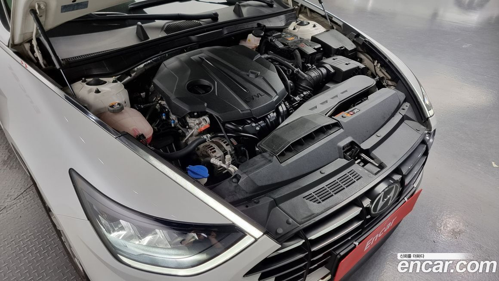 Hyundai Sonata (DN8) 2.0 (03.2021)
