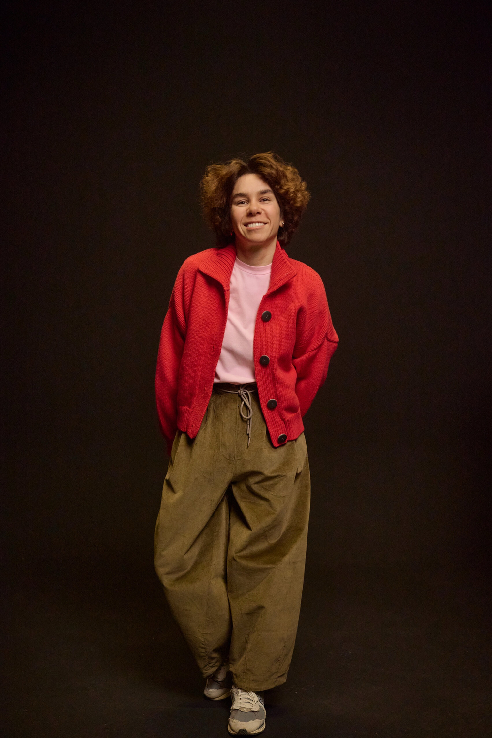 Кардиган на пуговицах с отложным воротником из мериноса красного цвета