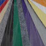 Полотно нетканое иглопробивное Экспоплей серый с защитной пленкой, ширина 2м, рулон 100 кв.м