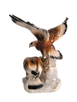 Фарфоровая статуэтка "Орлы на скале" Cluj Napoca Cervit