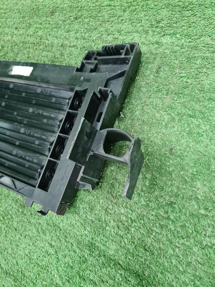 Воздуховод радиатора Mercedes A W177 (2018-2022)