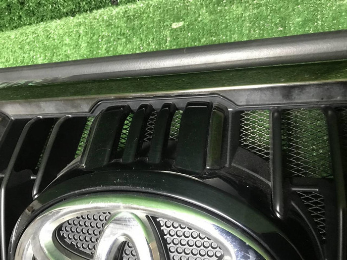 Решетка радиатора Toyota LC Prado 150 17-нв Black