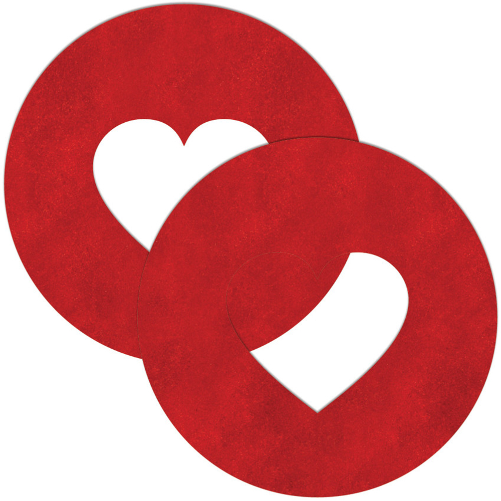 Красные круглые пестисы с сердечками