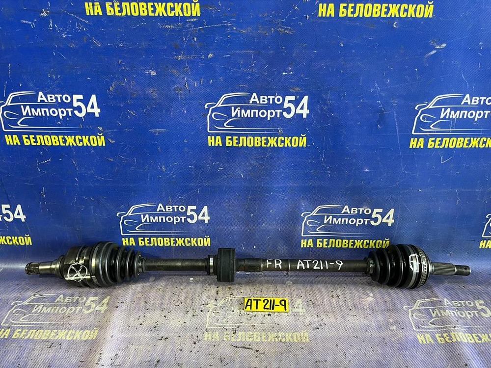 Привод передний правый TOYOTA CARINA 1997