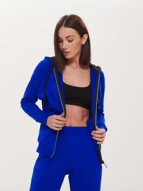 Синяя толстовка на молнии с капюшоном