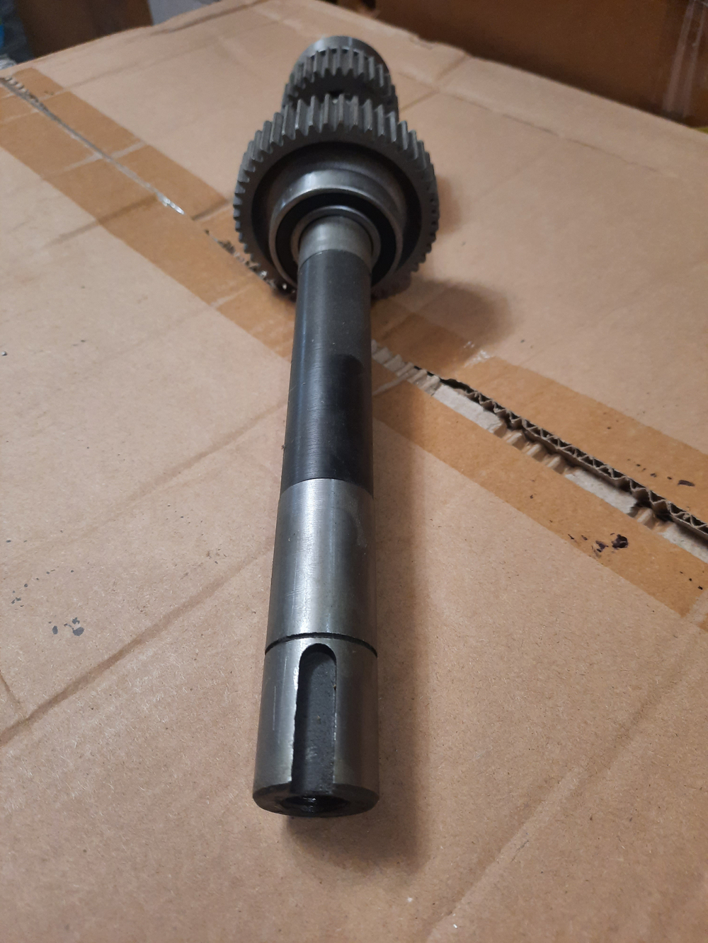 Вал вторичный в сборе (длинный) 300мм