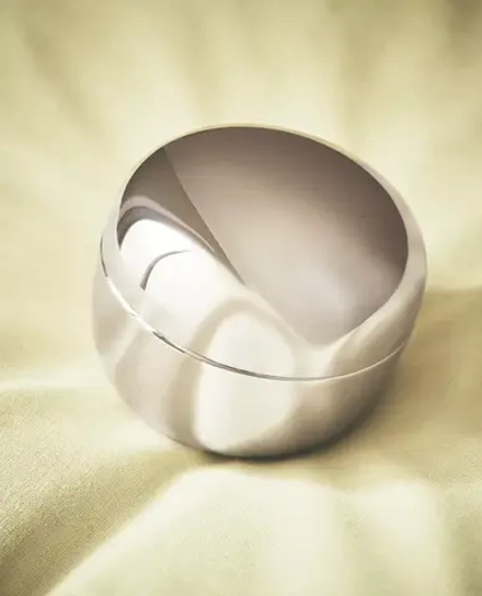 ZARA HOME БОЛЬШАЯ КРУГЛАЯ МЕТАЛЛИЧЕСКАЯ ШКАТУЛКА, СЕРЕБРЯНЫЙ