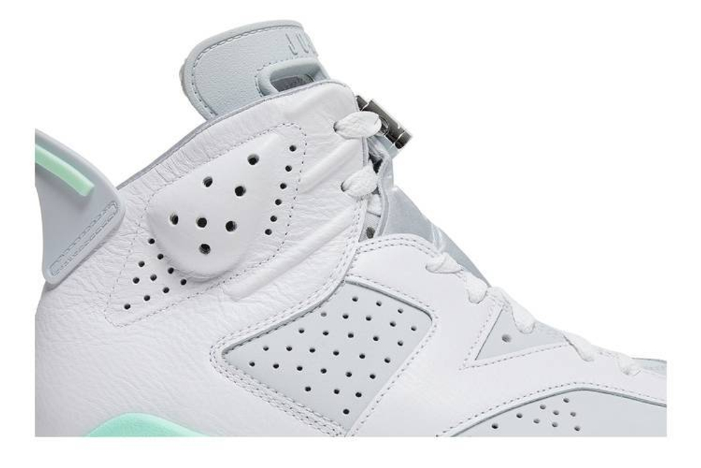 Кроссовки Jordan Air Jordan 6 Retro "Mint Foam" (Женская размерная сетка)