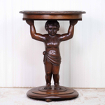 Стол с фигурой