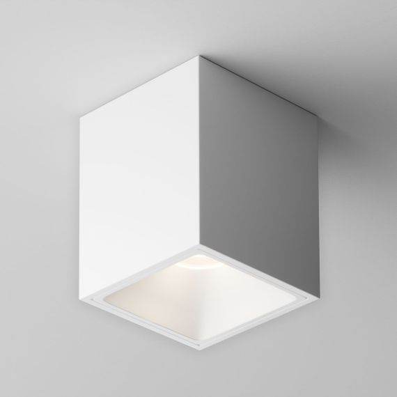 Декоративная рамка-отражатель Maytoni Technical Downlight Alfa LED Ring8-10W-SQ-W