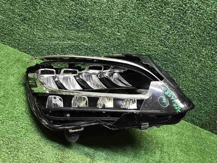 Битая Фара правая Mercedes C w205 (2018-2023) LED