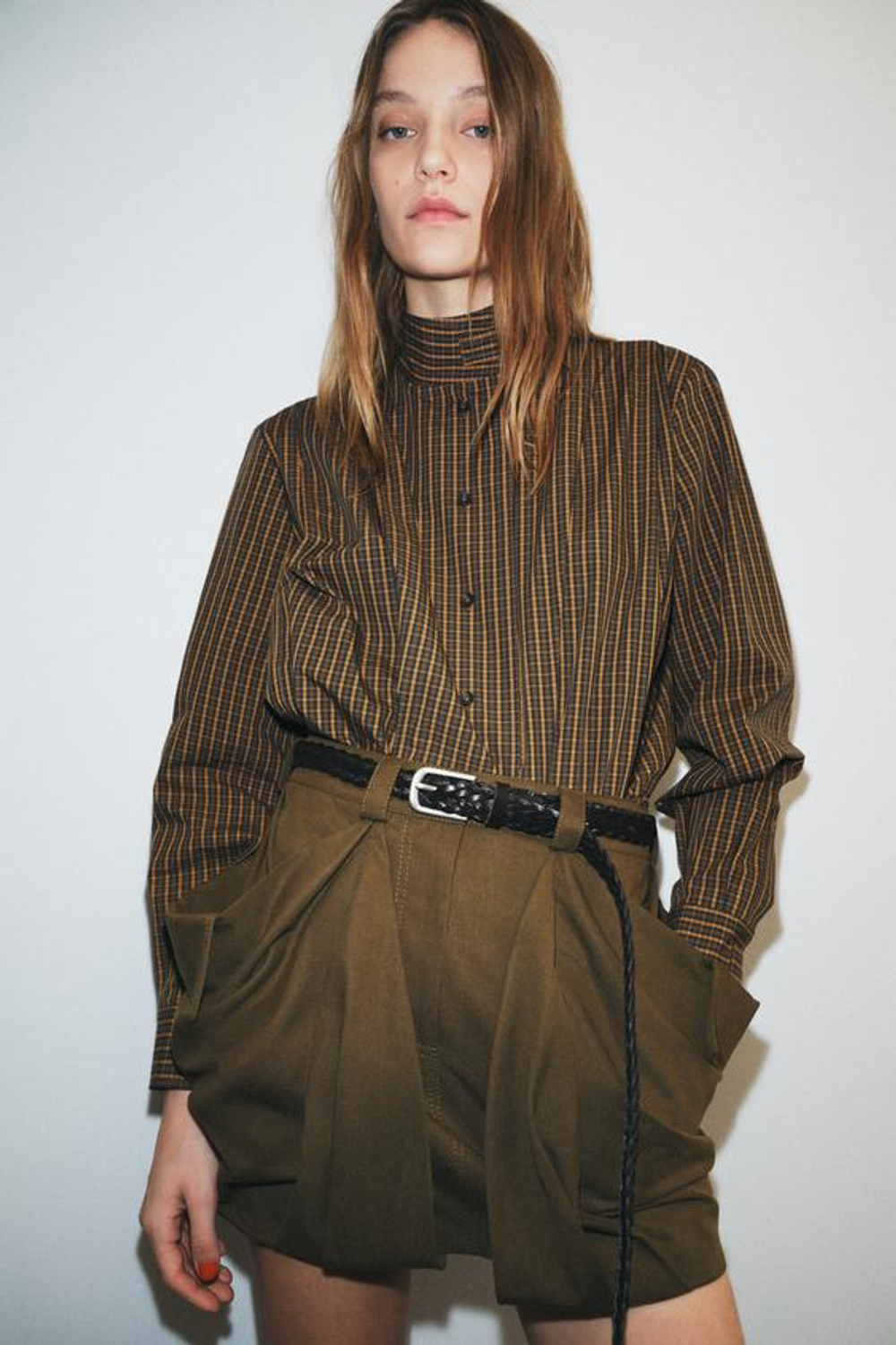 ZARA КОРОТКАЯ ЮБКА КАРГО — ZW COLLECTION, ХАКИ