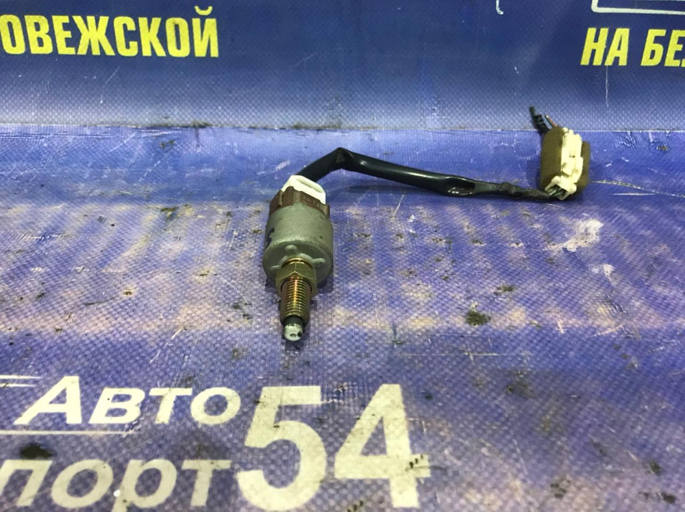 Датчик педали тормоза TOYOTA CORONA 1993