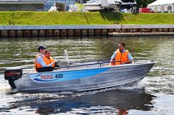 Катер Рейд 420 C