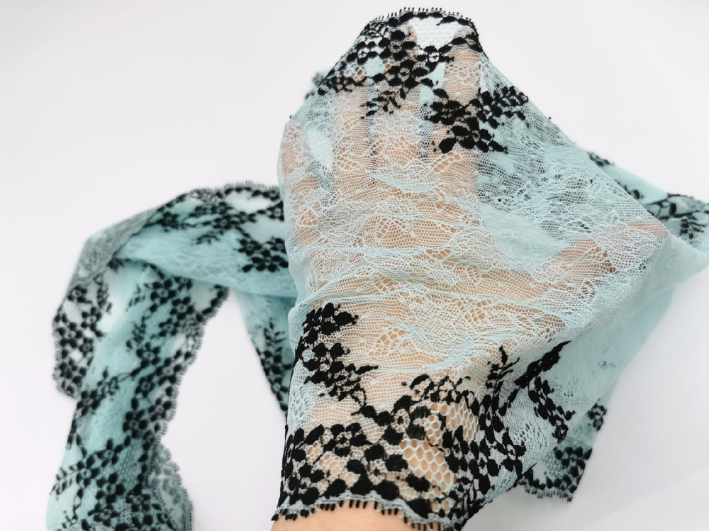 Эластичное кружево, ОПТ, 22 см, мята с черными цветочками (Арт: EK-2639), м