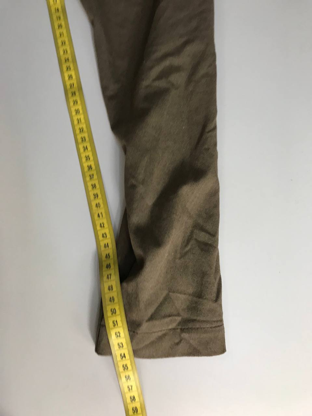 Брюки оригинального кроя, маркировка 40, визуально на 46 размер