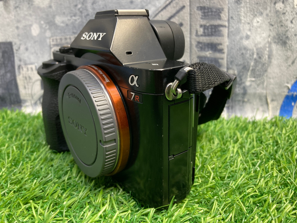 Sony A7R (11 000 кадров) Покупка/Продажа