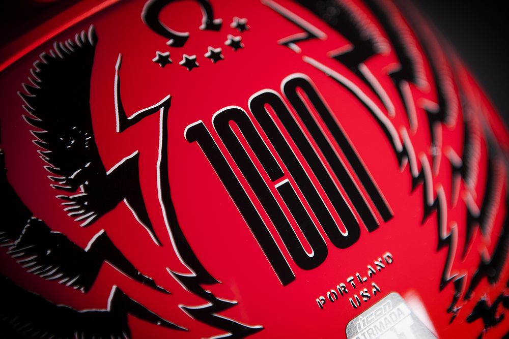 Мотошлем Icon Airmada Hardluck