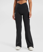 Леггинсы GYMSHARK Crossover Tall Flared Leggings Black