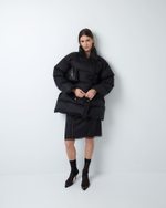 Пуховик двубортный укороченный из итальянского нейлона черный