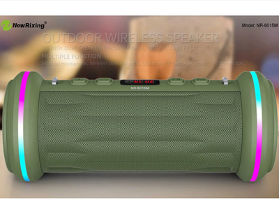 Беспроводная колонка с FM радио Караоке NewRixing NR-6015M