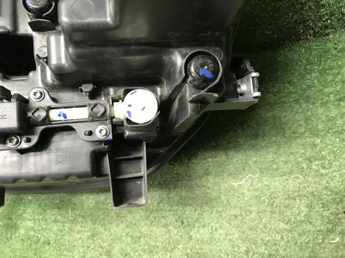 Фара правая Geely Coolray (2023-н.в.) LED