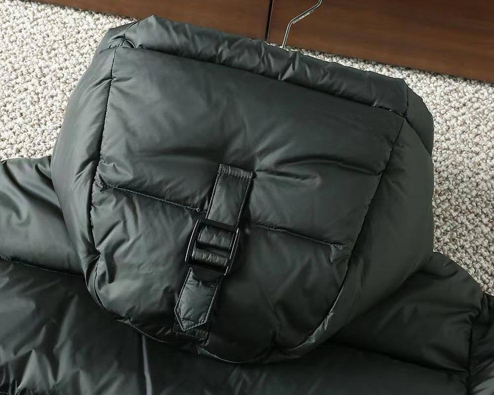 Пуховик Burberry